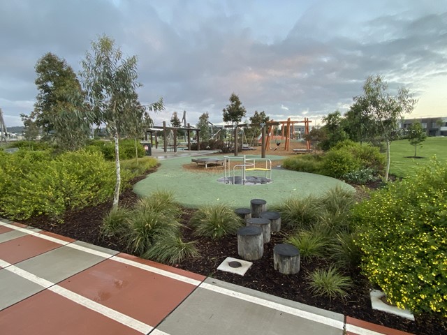 Flanagan Avenue Park Playground, Gulliver Drive, Officer