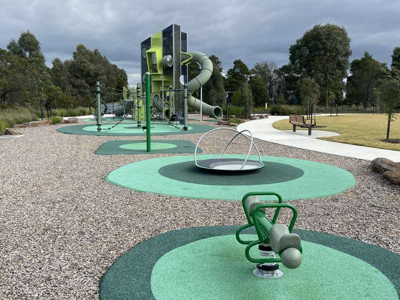 Flaxlily Crescent Playground, Officer
