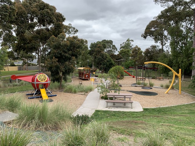 Foley Park Playground, Foley Street, Kew