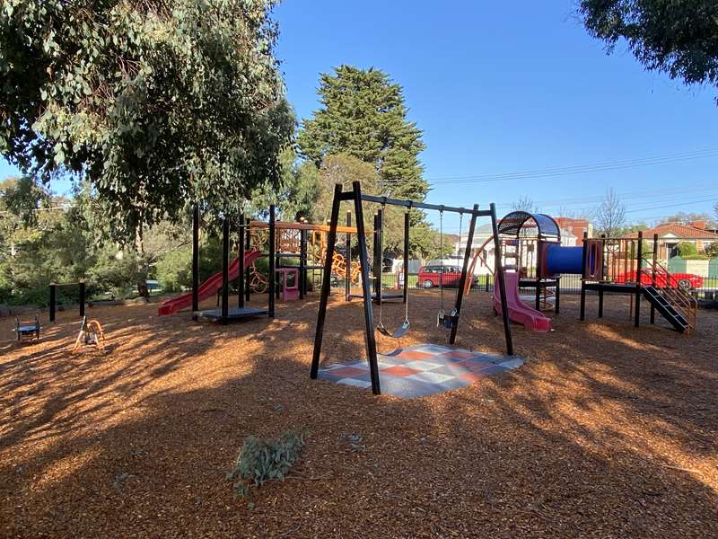 Fraser Reserve Playground, Hopetoun Avenue, Brunswick West