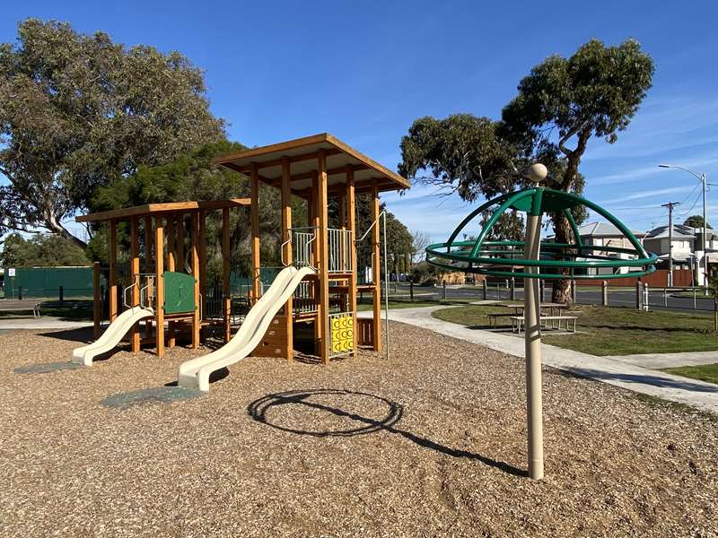 G. Dendulk Reserve Playground, Somers Parade, Altona