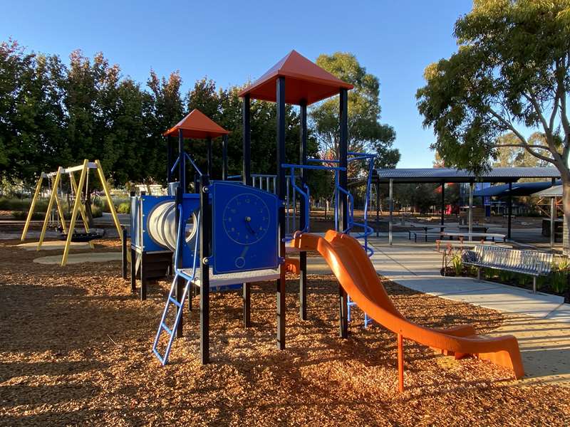 Galaxy Land Playground, Belleview Drive, Sunbury