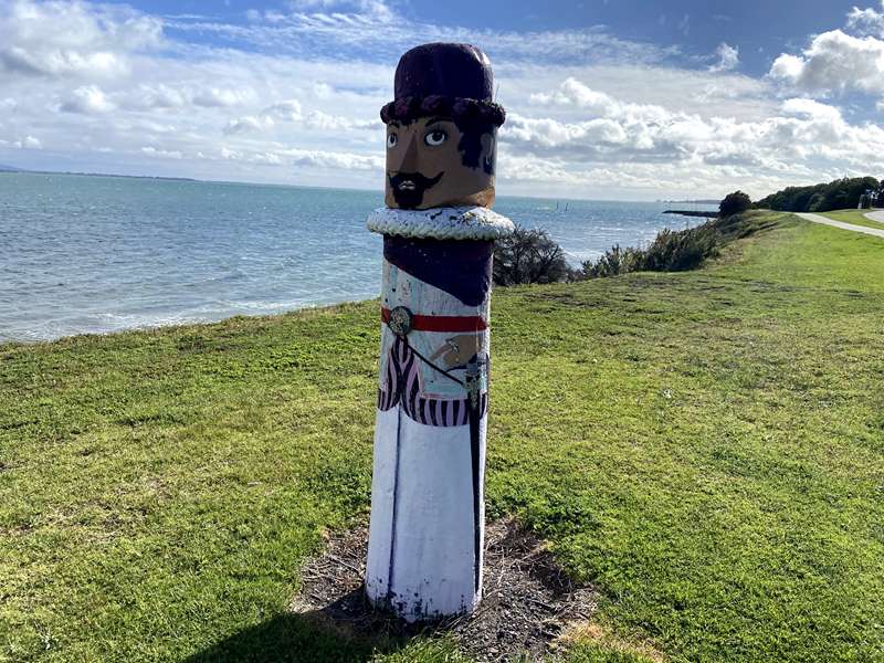 Geelong Bollard Trail Walk (Geelong)