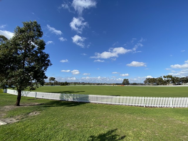 Ginifer Reserve Dog Off Leash Area (Gladstone Park)