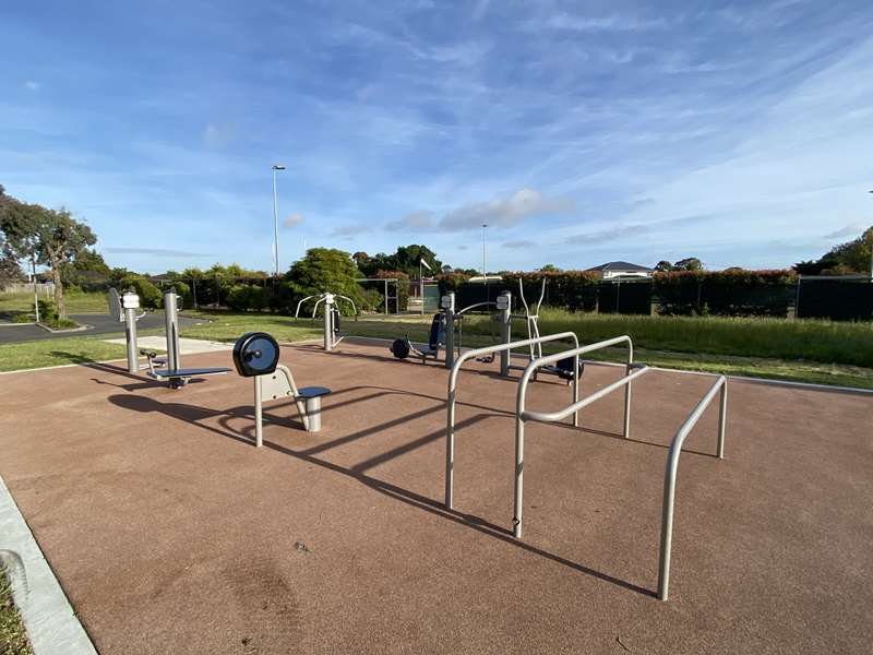 Gladstone Park Senior Citizens Centre Seniors Outdoor Gym (Gladstone Park)