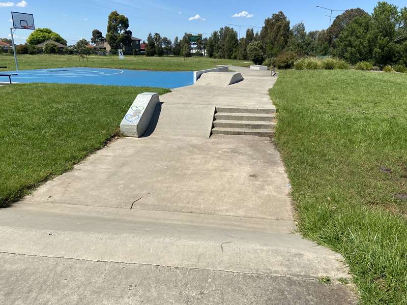 Gladstone Park Skatepark