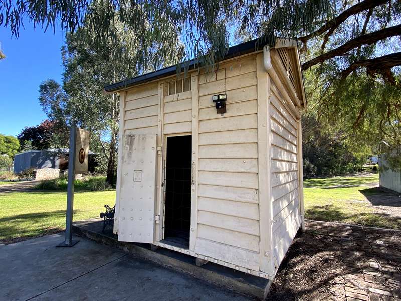 Glenrowan Heritage Siege Precinct Walk