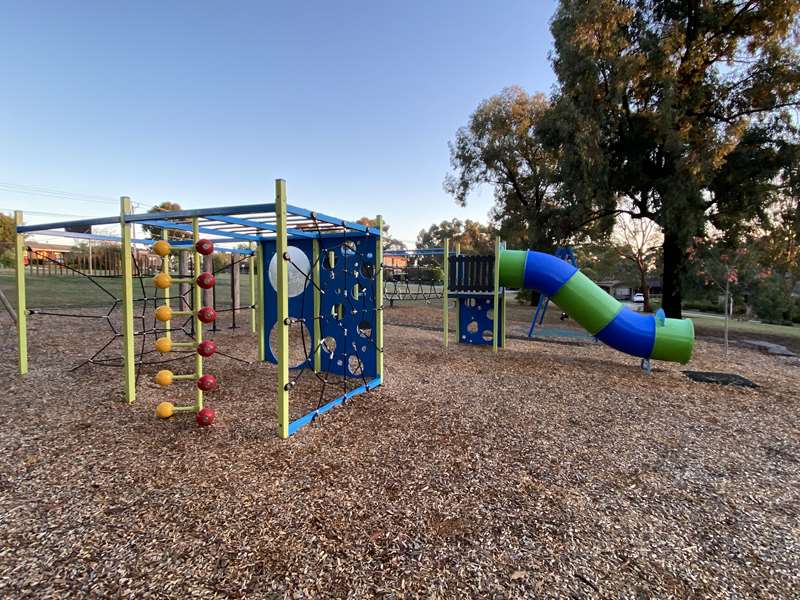 Goolgung Grove Playground, Greensborough