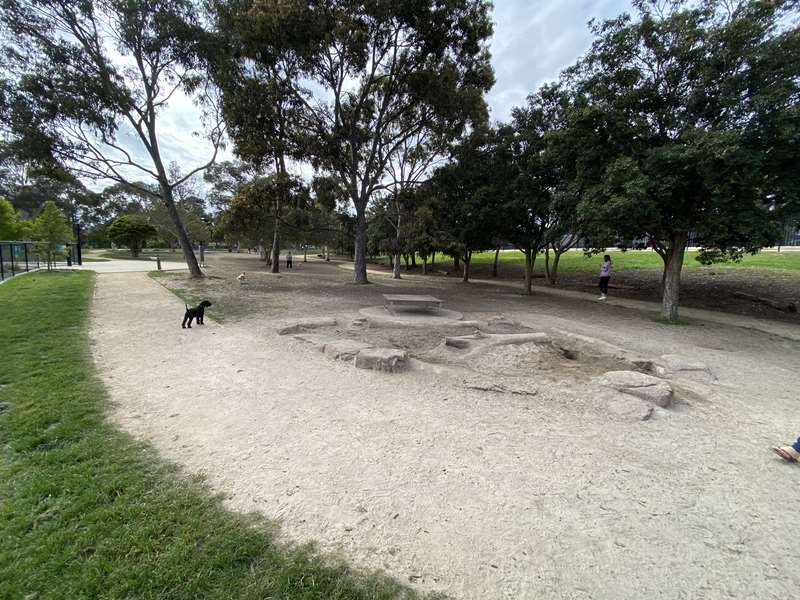 Gordon Barnard Reserve Fenced Dog Park (Balwyn North)