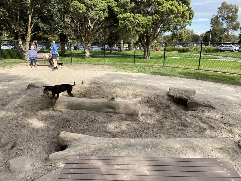 Gordon Barnard Reserve Fenced Dog Park (Balwyn North)