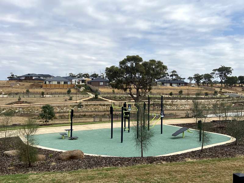 Grand Scenic Drive Outdoor Gym (Brookfield)