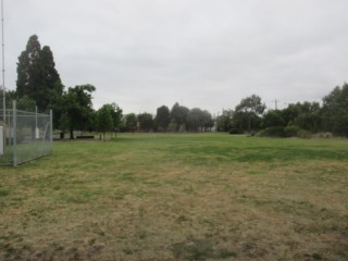 Greelish Oval Dog Off Leash Area (Yarraville)