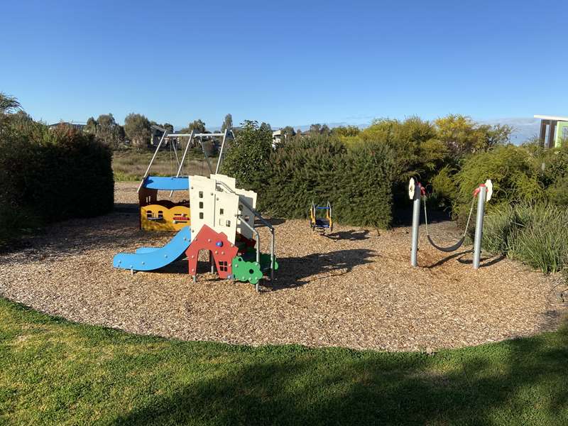 Greenbank Way Playground, Point Cook