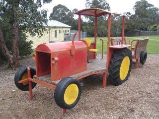 Griff Hunt Reserve Playground, Lyons Road, Croydon North