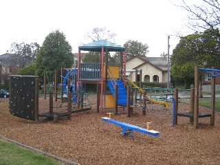 Grovedale Park Playground, Grovedale Road, Surrey Hills