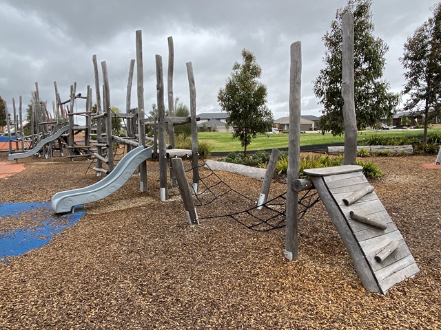 Habitat Neighbourhood Park Playground, Hodgson Avenue, Tarneit