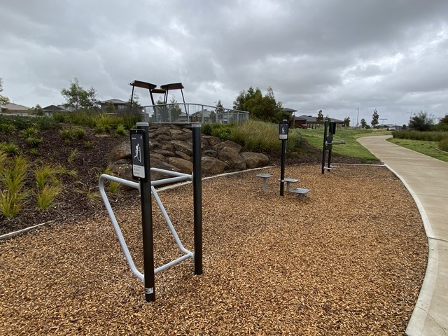 Habitat Neighbourhood Park Outdoor Gym (Tarneit)