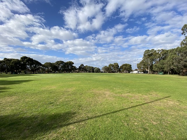 Hallam Reserve Dog Off Leash Area (Pascoe Vale)