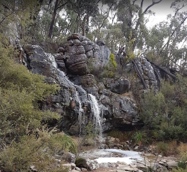 Halls Gap - Bridal Veil Falls (Grampians National Park)