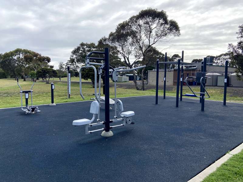 Hamlyn Park Outdoor Gym (Hamlyn Heights)