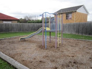 Harcourt Crescent Playground, Gladstone Park