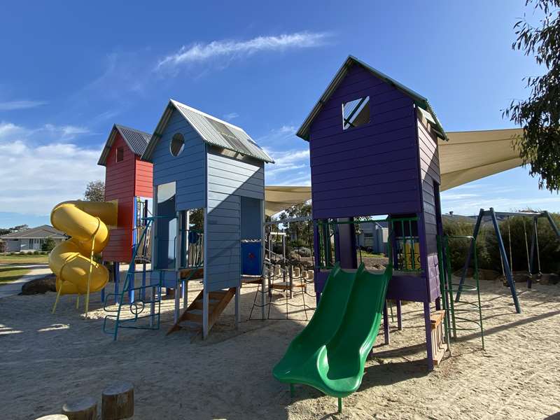 Harmony Park Cubbies Playground, Owarra Boulevard, Mount Duneed