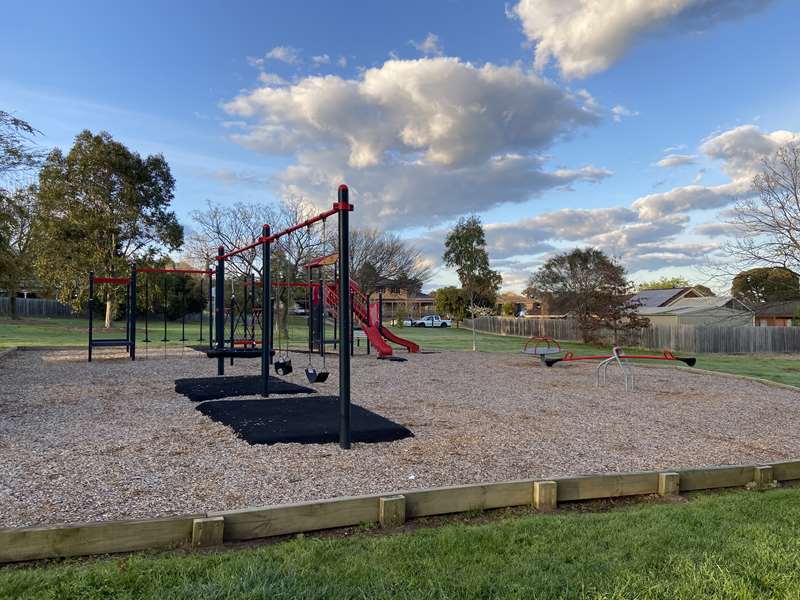 Harry Oakes Reserve Playground, Abelia Rise, Narre Warren