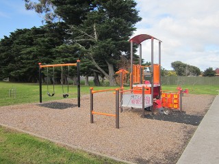 Hazlitt Court Playground, Cranbourne