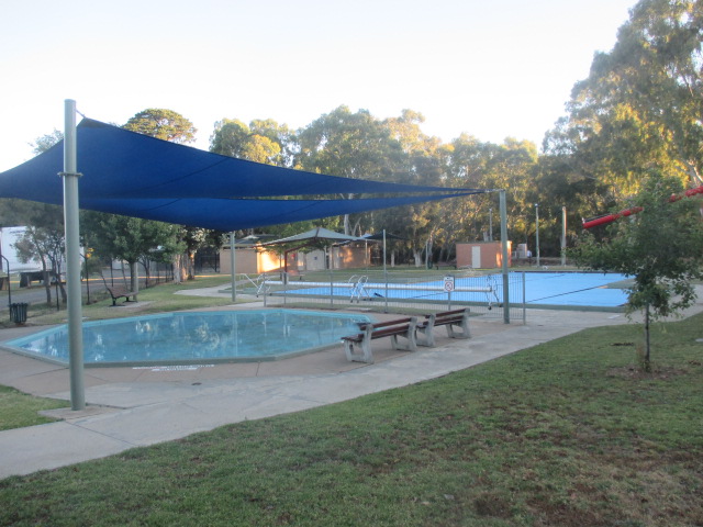 Heathcote Outdoor Swimming Pool