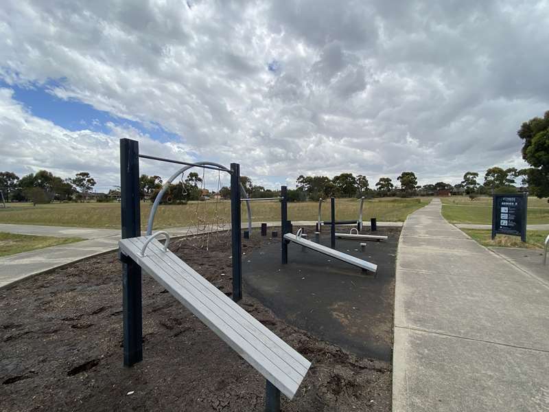 Heathdale Glen Orden Wetlands Outdoor Gym Circuit (Werribee)