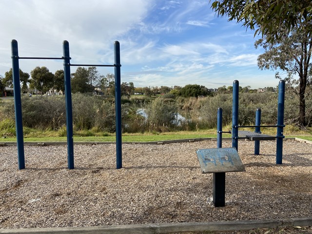 Hemsley Promenade Outdoor Gym Circuit (Point Cook)