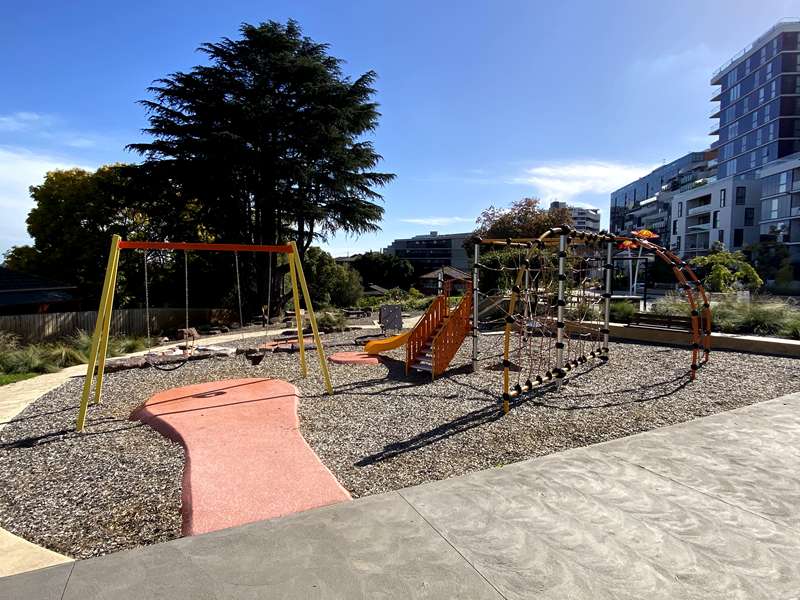 Hepburn Reserve Playground, Hepburn Road, Doncaster