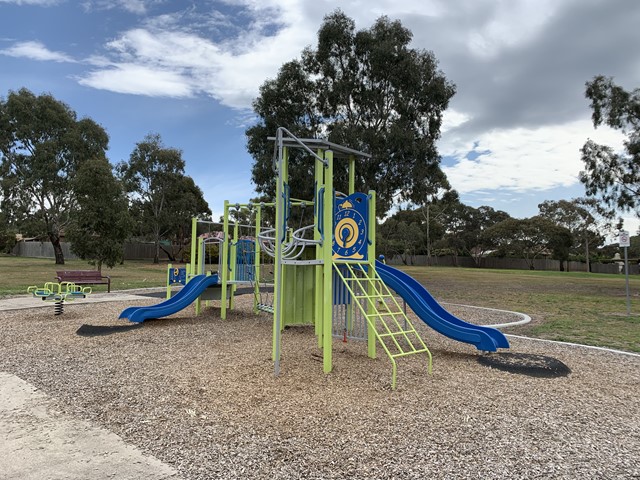 Heysen Drive Reserve Playground, Wright Court, Sunbury