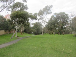 Hill n Dale Park Dog Off Leash Area (Glen Iris)