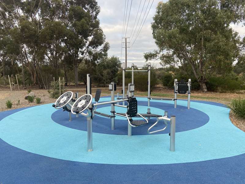 Hosken Reserve Outdoor Gym (Altona North)