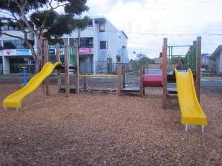 Huart Reserve Playground, East Esplanade, St Albans