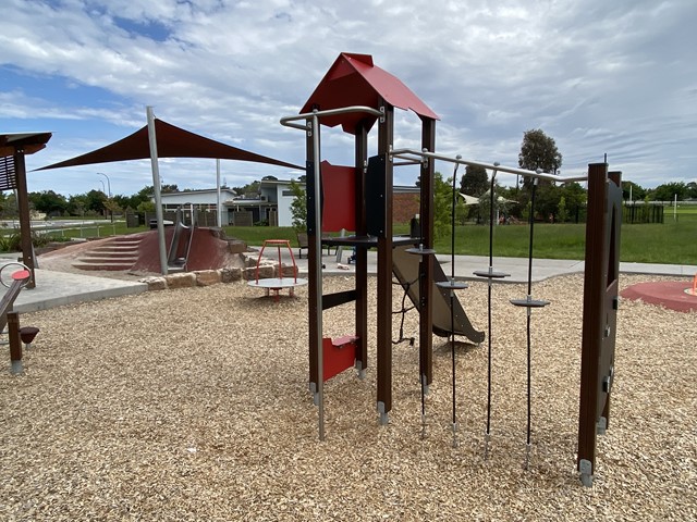 Hunt Club Recreation Reserve Playground, Bowyer Avenue, Cranbourne East