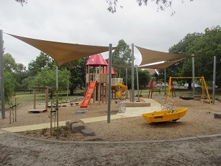 Hurlingham Park Playground, Nepean Highway, Brighton East