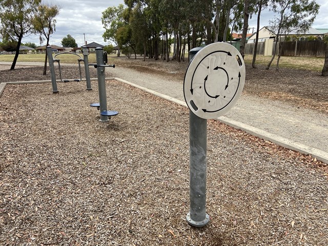 Isabella Williams Memorial Reserve Outdoor Gym (Deer Park)