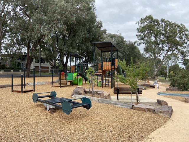 Ivanhoe Park Playground, Wamba Road, Ivanhoe East