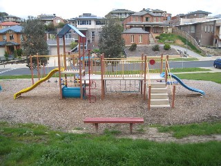 Jacaranda Drive Playground, Diamond Creek