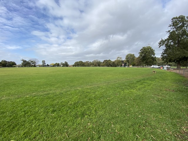 JP Fawkner Reserve Dog Off Leash Area (Oak Park)