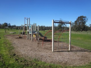 Kamanari Court Playground, Drouin