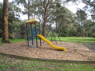 Karen Court Playground, Montrose