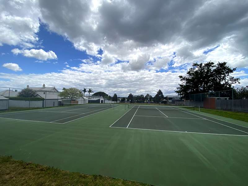 Kenwith Park Free Public Tennis Courts (Newtown)