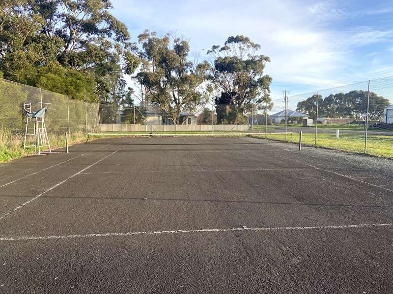 Kolora Tennis Court