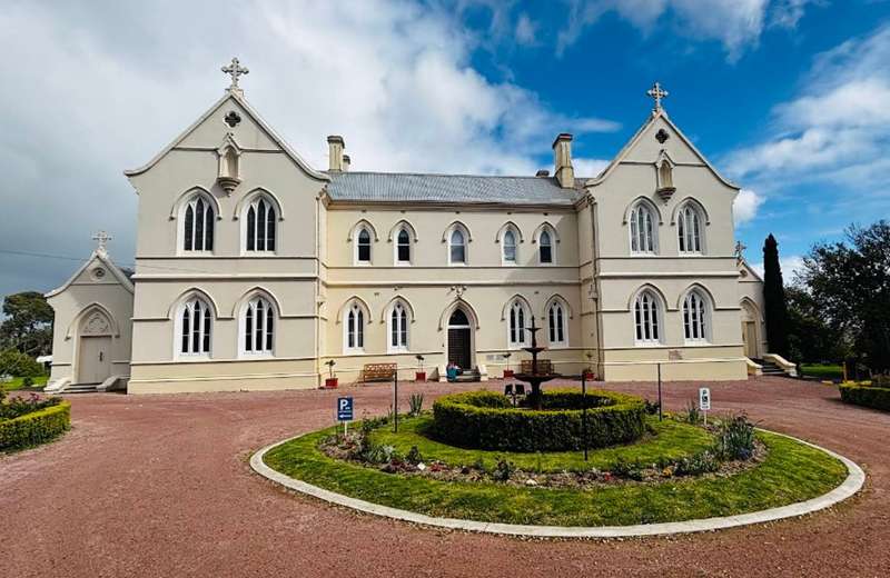 Koroit - Historical Tour of The Convent