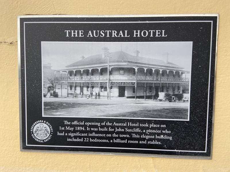 Korumburra Heritage Plaques