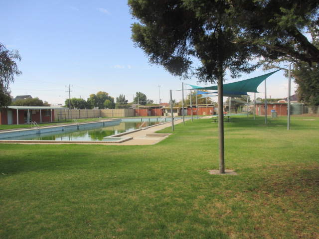 Kyabram Outdoor Swimming Pool