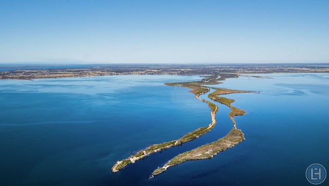 Lakes Entrance Helicopters (Kalimna West)
